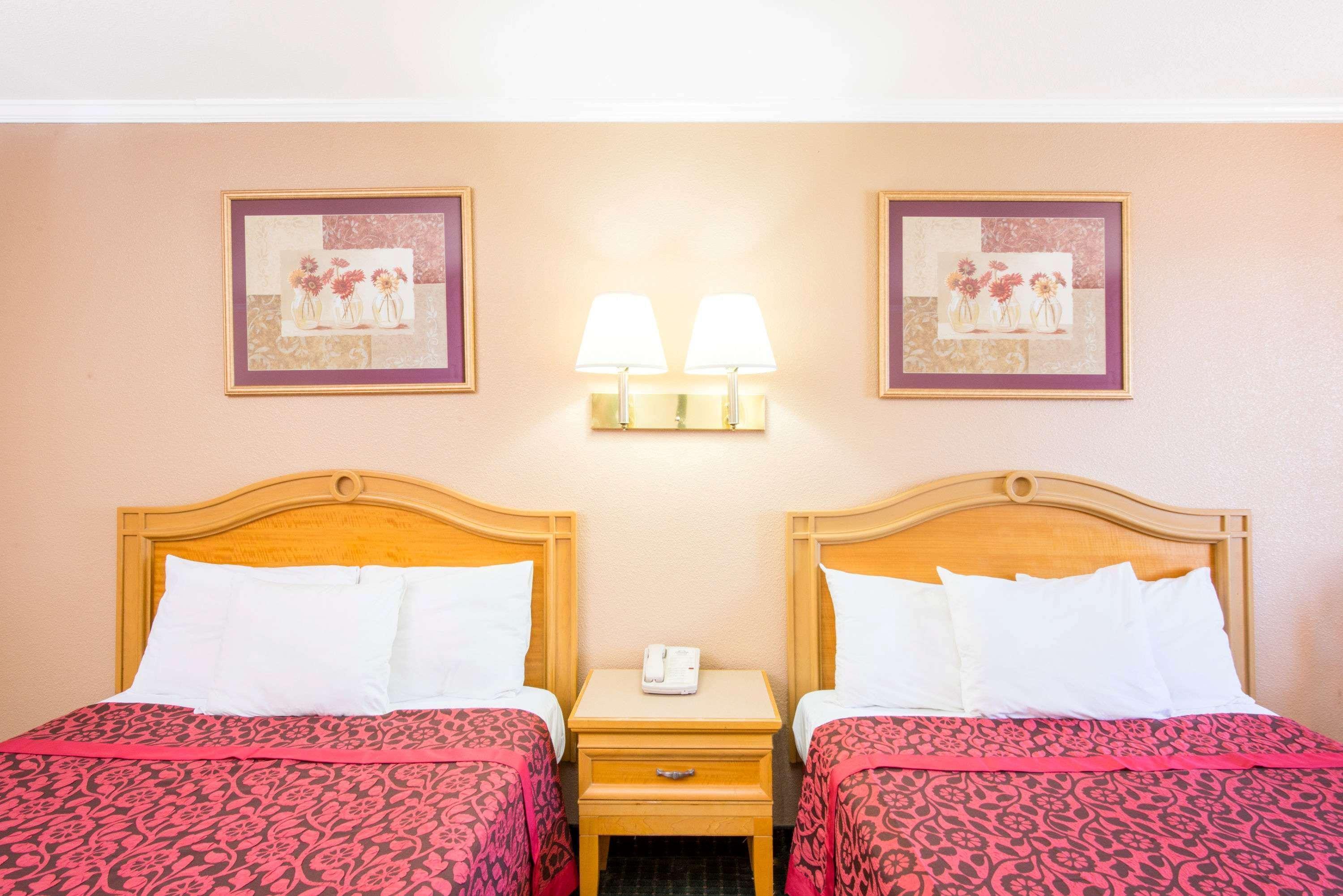 Days Inn By Wyndham Alamogordo White Sands Exterior foto