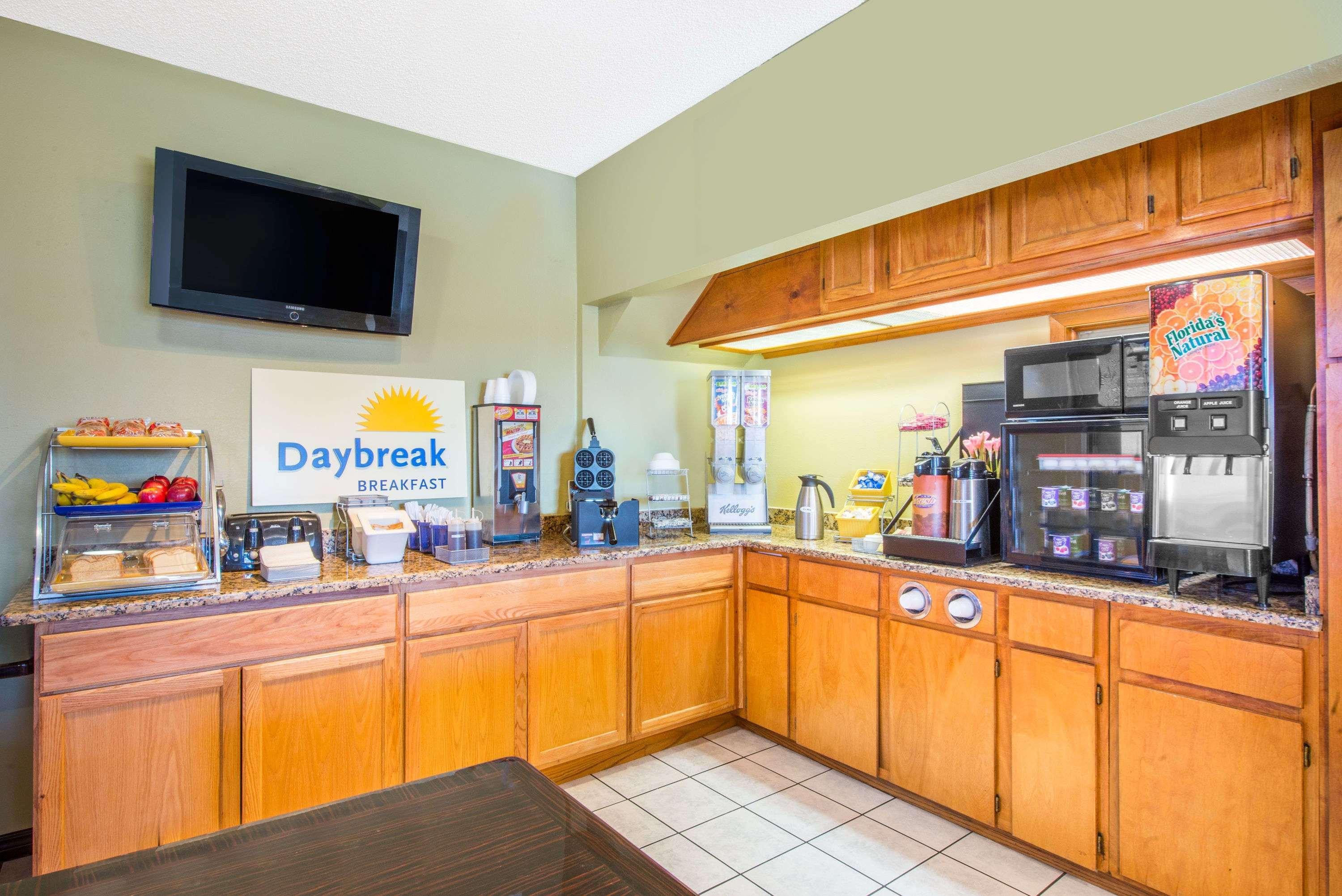 Days Inn By Wyndham Alamogordo White Sands Exterior foto